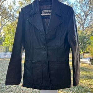 PelleStudio Vintage Women's Classic Black Leather Jacket